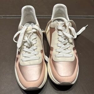 Stauart Weisman Women's Cream and Pink Sneakers